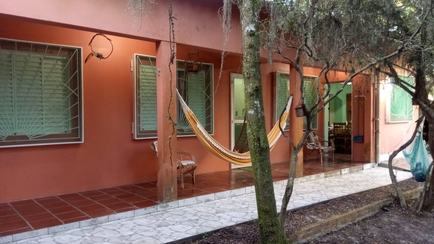 Casa à venda com 2 quartos, 480m² - Foto 1